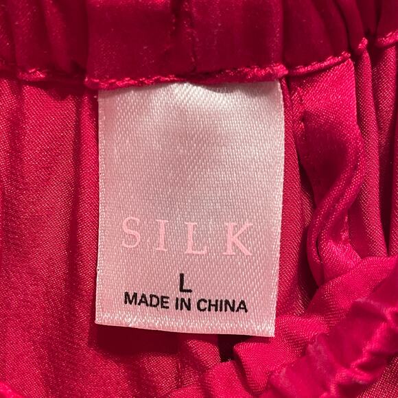 Vintage Victoria’s Secret 100% Silk Pajama Set | Red + Tiger Cuffs, Large Rare - Picture 10 of 10